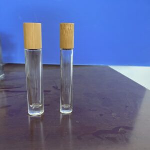 15ml New Design Screw Neck Roller on  Glass Perfume Bottle With Pump Sprayer 10ml